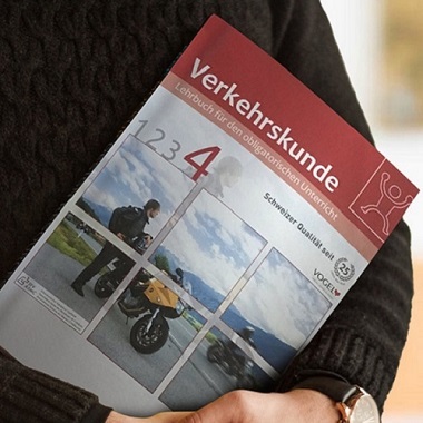 Chess Lessons Dubai | VKU Zurich